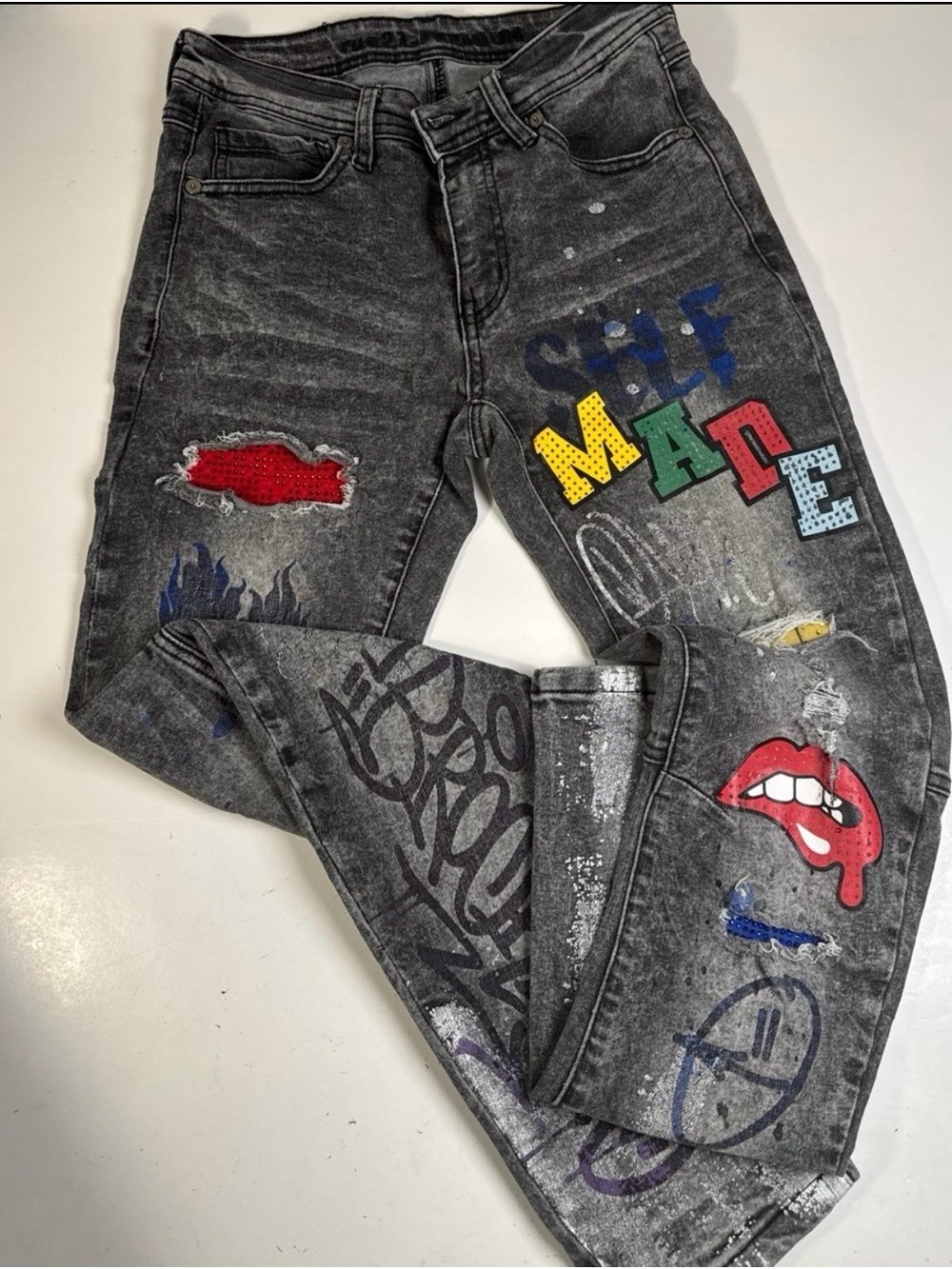 Rue21 Premium Y2K Supreme Skinny Graffiti Paint Denim Jeans